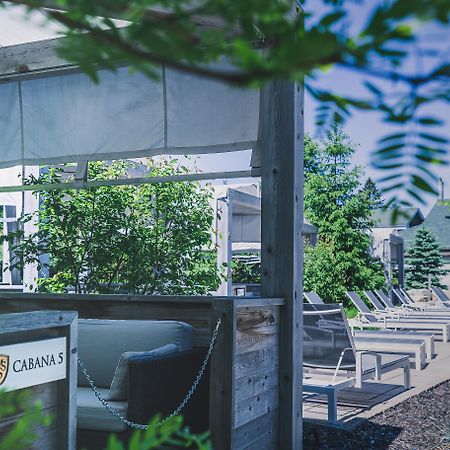 ホテル Manoir サン・ソヴェ－ル・デ・モン エクステリア 写真