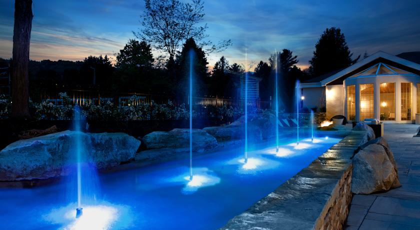 ホテル Manoir サン・ソヴェ－ル・デ・モン エクステリア 写真